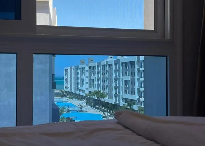 بمنتجع فنادير باي Fnader Bay Chalet *